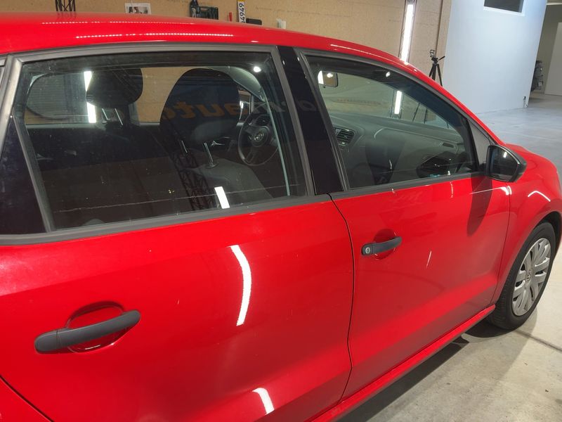 Volkswagen Polo 1.6 TDI Trendline BlueMotion Tech 2013 – снимка 10