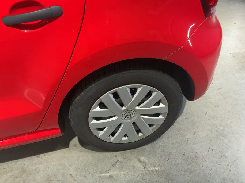 Volkswagen Polo 1.6 TDI Trendline BlueMotion Tech 2013 – снимка 5