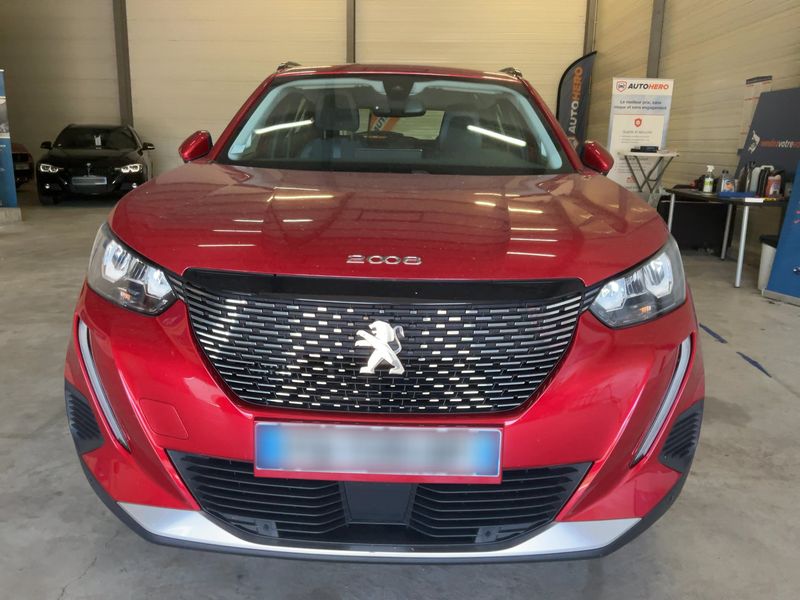 Peugeot 2008 1.2 PureTech Allure 2020 – снимка 14