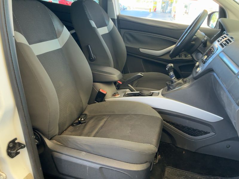 Ford Kuga 2.0 TDCi Trend 2010 – снимка 16