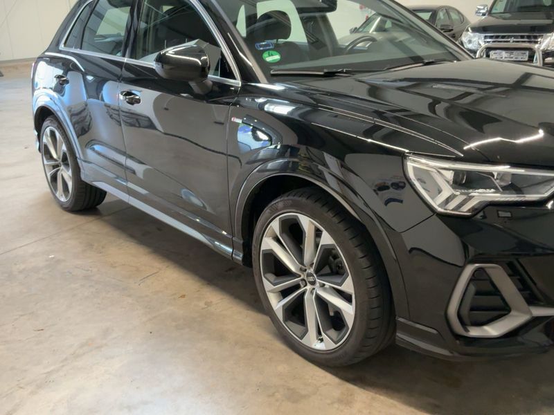 Audi Q3 45 TFSI quattro S line 2019 – снимка 12