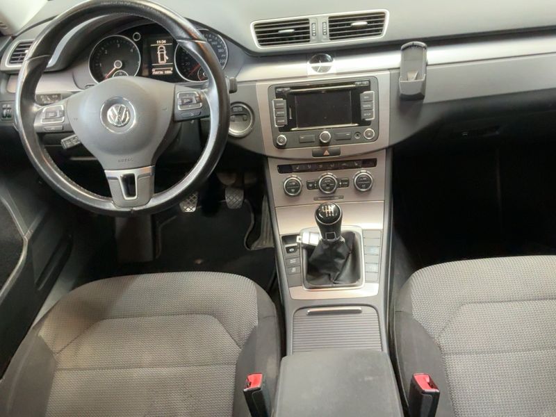 Volkswagen Passat 2.0 TDI Comfortline BlueMotion Tech 2014 – снимка 18
