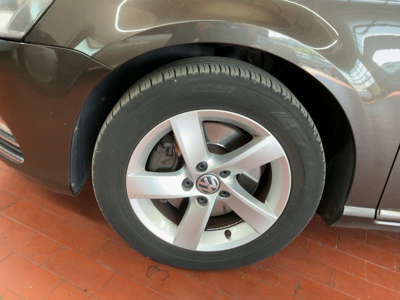 Volkswagen Passat 2.0 TDI Comfortline BlueMotion Tech 2014 – снимка 3