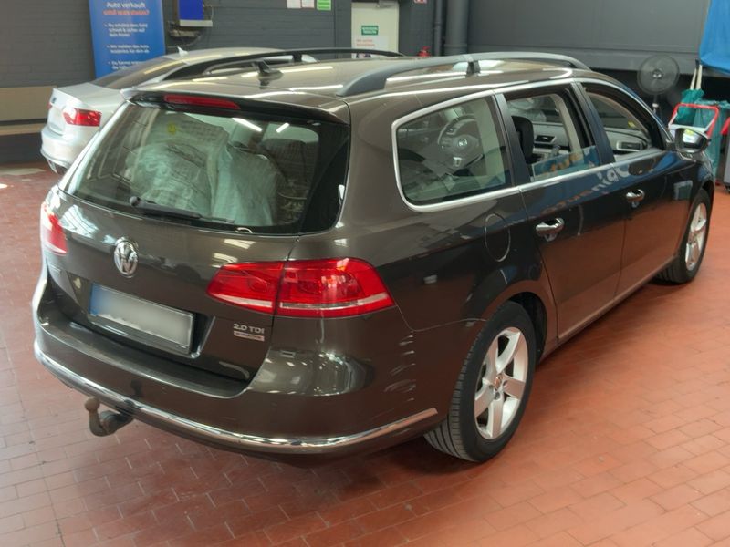 Volkswagen Passat 2.0 TDI Comfortline BlueMotion Tech 2014 – снимка 8