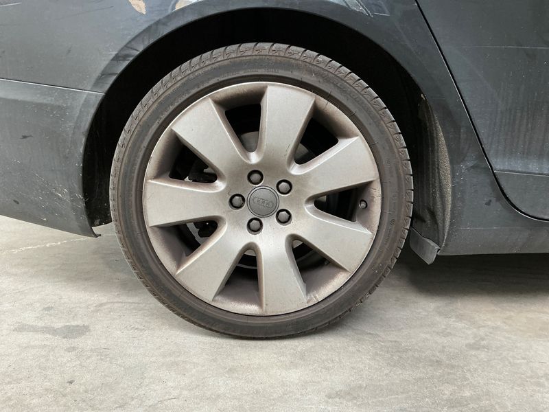Audi A6 2.0 TDI 2009 – снимка 9