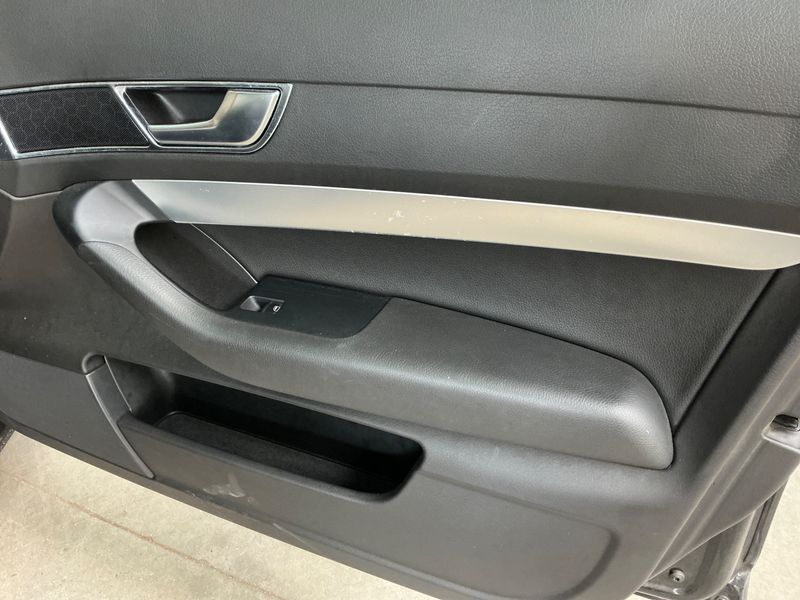 Audi A6 2.0 TDI 2009 – снимка 27