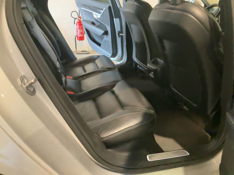 Volvo V90 2.0 D5 Inscription AWD 2018 – снимка 19