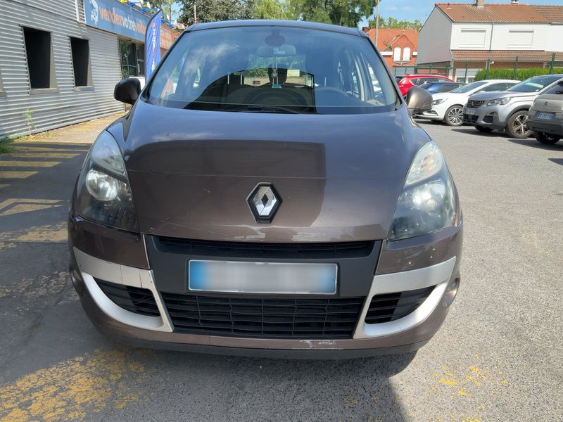Renault Scenic 1.5 dCi Privilege 2009 – снимка 14