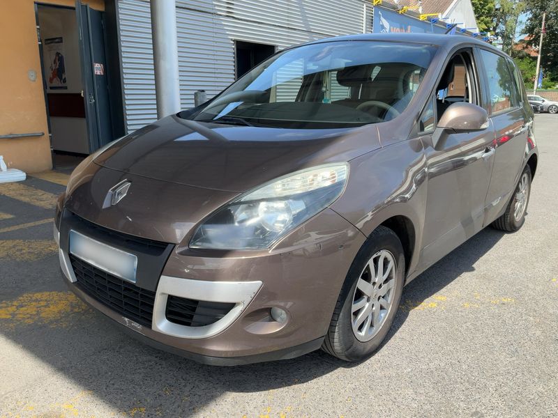Renault Scenic 1.5 dCi Privilege 2009 – снимка 1