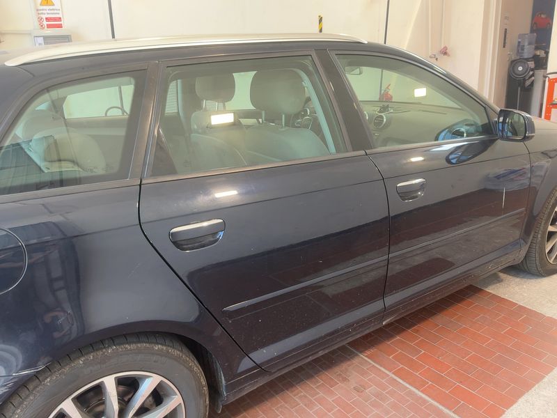 Audi A3 Sportback 1.6 TDI Ambition 2011 – снимка 10