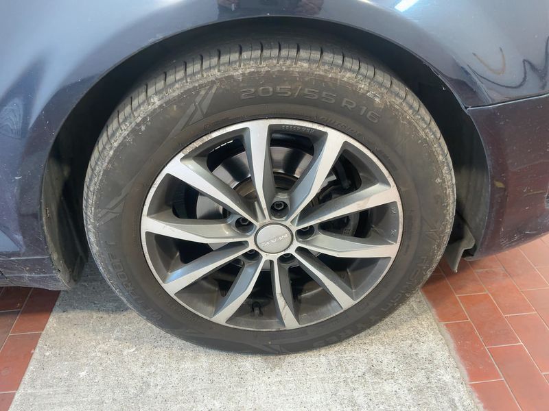 Audi A3 Sportback 1.6 TDI Ambition 2011 – снимка 11