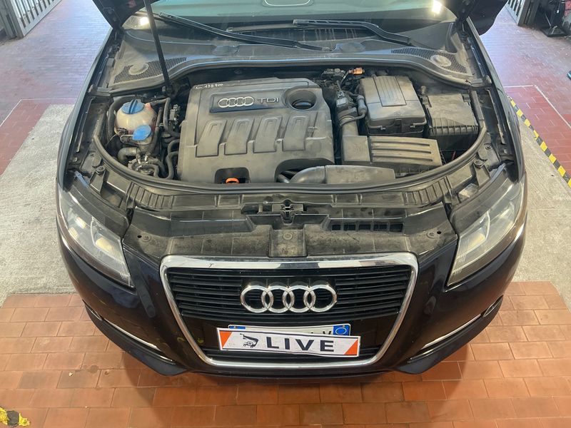 Audi A3 Sportback 1.6 TDI Ambition 2011 – снимка 27