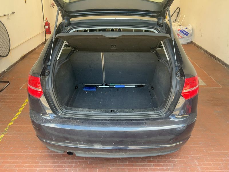Audi A3 Sportback 1.6 TDI Ambition 2011 – снимка 15