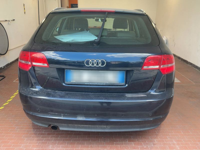 Audi A3 Sportback 1.6 TDI Ambition 2011 – снимка 7