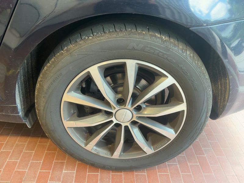 Audi A3 Sportback 1.6 TDI Ambition 2011 – снимка 5