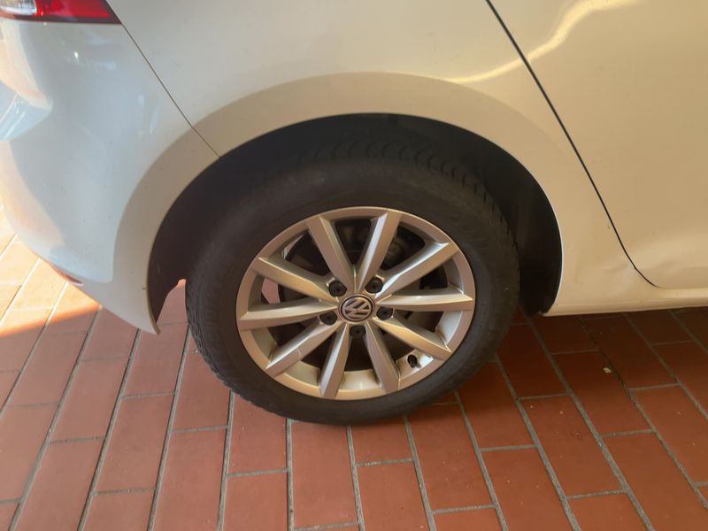 Volkswagen Golf VII 1.2 TSI Lounge BlueMotion Tech 2015 – снимка 9