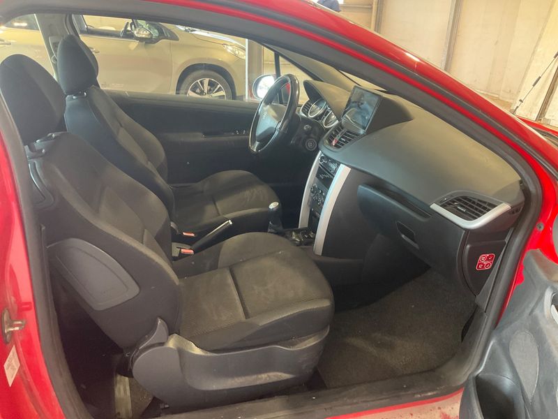 Peugeot 207 1.4 207 Plus 2013 – снимка 3