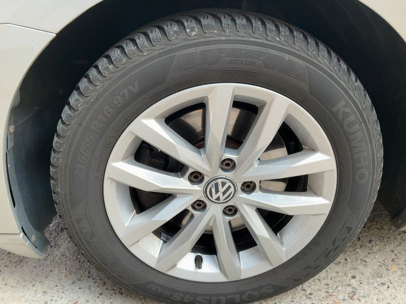 Volkswagen Passat 2.0 TDI Comfortline BlueMotion Tech 2015 – снимка 3