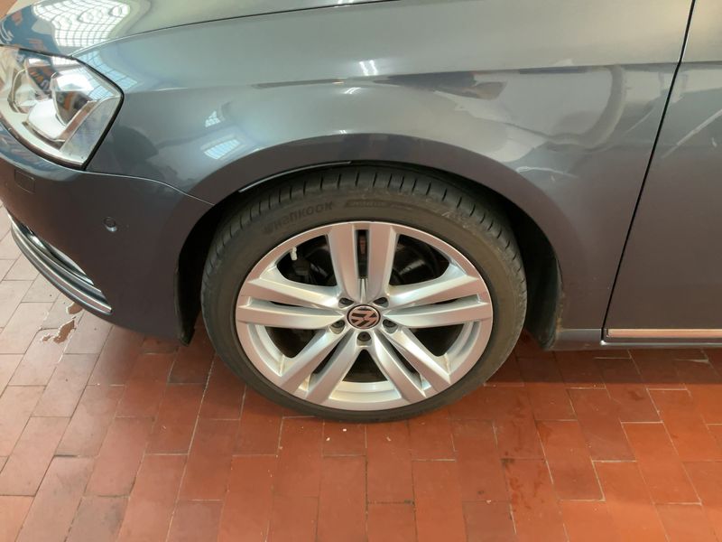 Volkswagen Passat 2.0 TDI Highline BlueMotion Tech 2013 – снимка 3