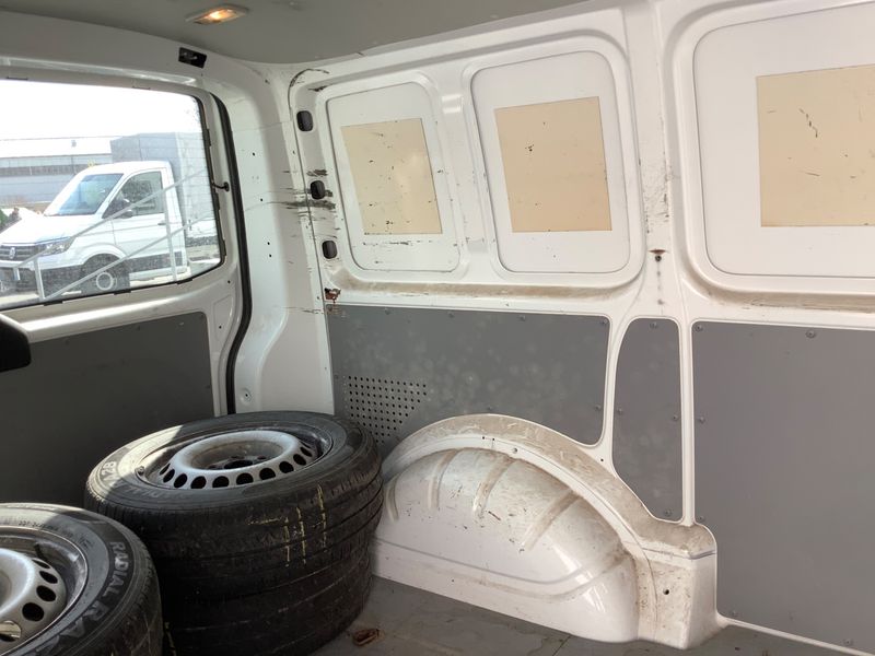 Volkswagen T5 Transporter 2.0 TDI Kasten 2013 – снимка 34