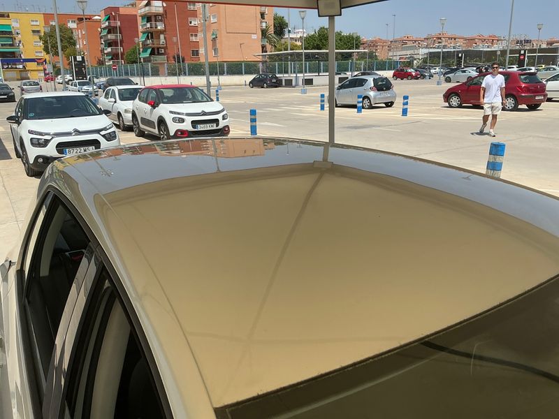 Volkswagen Golf VI 1.6 TDI Sport 2012 – снимка 21