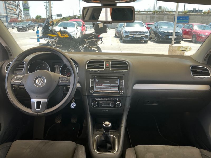 Volkswagen Golf VI 1.6 TDI Sport 2012 – снимка 12