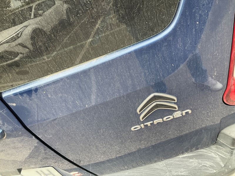 Citroen Berlingo 1.5 Blue-HDi Feel M 2020 – снимка на щета 54