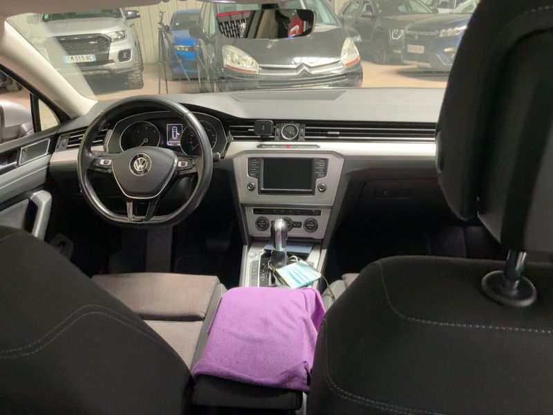 Volkswagen Passat 2.0 TDI Comfortline BlueMotion Tech 2017 – снимка 17