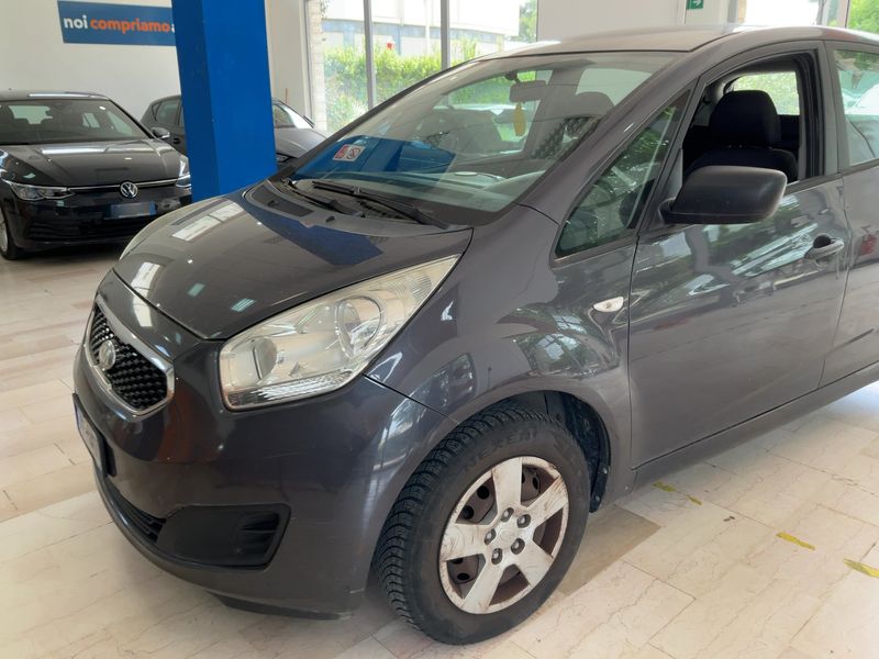 Kia Venga 1.4 Easy 2012 – снимка 2
