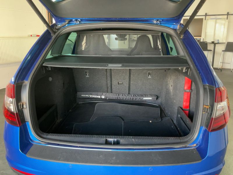 Skoda Octavia 2.0 TDI RS 4x4 2017 – снимка 15