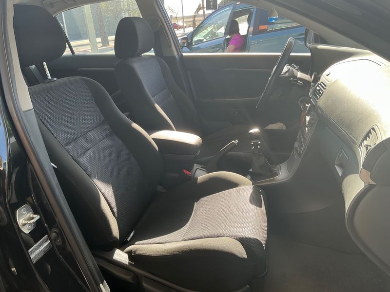 Toyota Avensis 2.0 D-4D Sol 2008 – снимка 3
