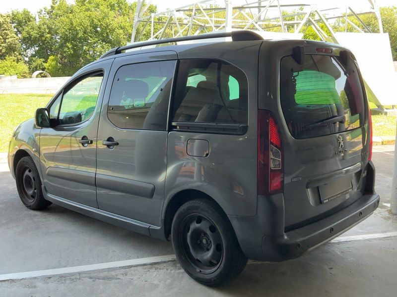 Peugeot Partner 1.6 Blue-HDi Outdoor 2015 – снимка 6