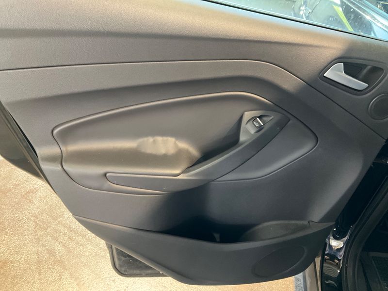 Ford Kuga 2.0 TDCi Titanium 2017 – снимка 39