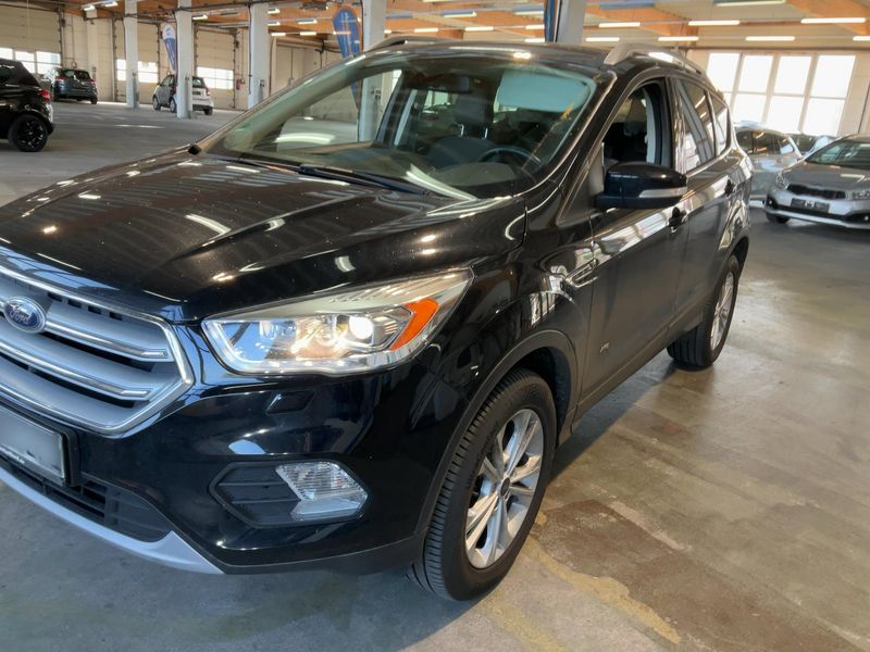 Ford Kuga 2.0 TDCi Titanium 2017 – снимка 2