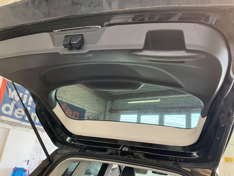 Ford Kuga 2.0 TDCi Titanium 2017 – снимка 30
