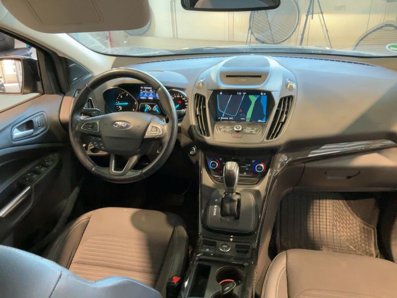 Ford Kuga 2.0 TDCi Titanium 2017 – снимка 18