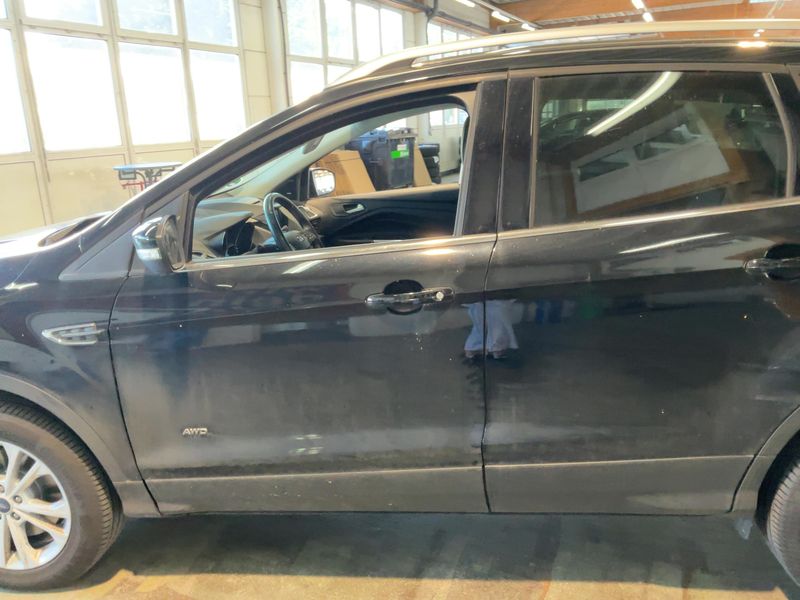 Ford Kuga 2.0 TDCi Titanium 2017 – снимка 4
