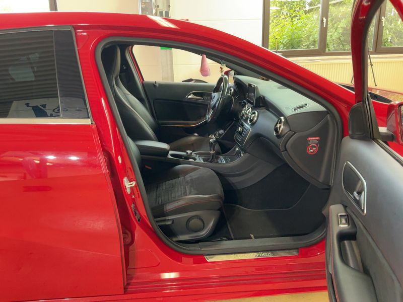 Mercedes-Benz A-Klasse A 180 BlueEfficiency AMG Sport 2014 – снимка 17