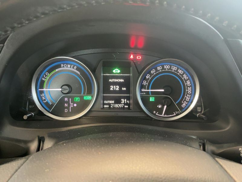 Toyota Auris Touring Sports 1.8 Hybrid Active 2014 – снимка 18