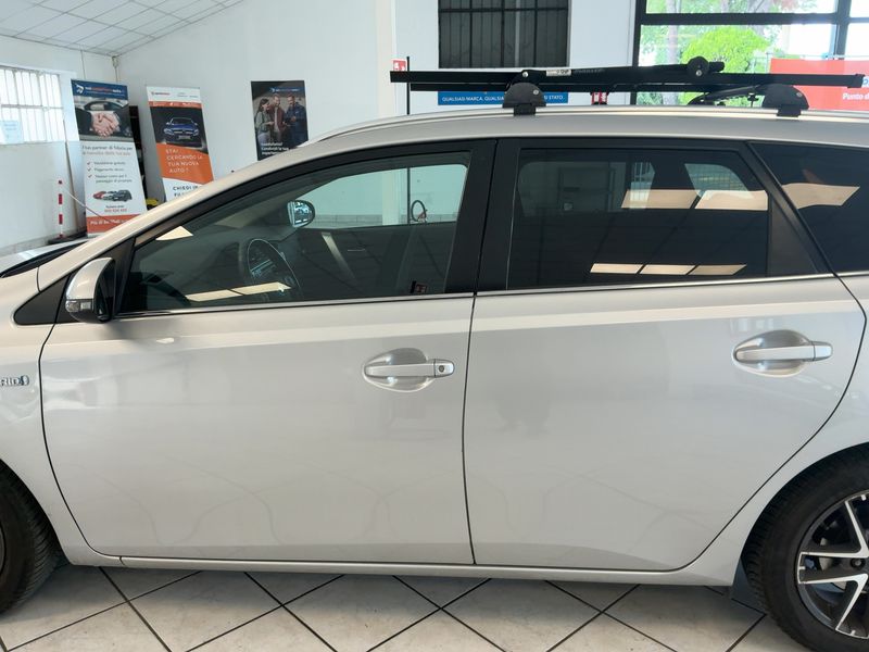 Toyota Auris Touring Sports 1.8 Hybrid Active 2014 – снимка 4