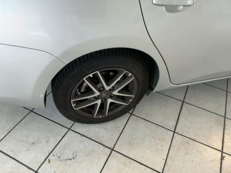 Toyota Auris Touring Sports 1.8 Hybrid Active 2014 – снимка 9