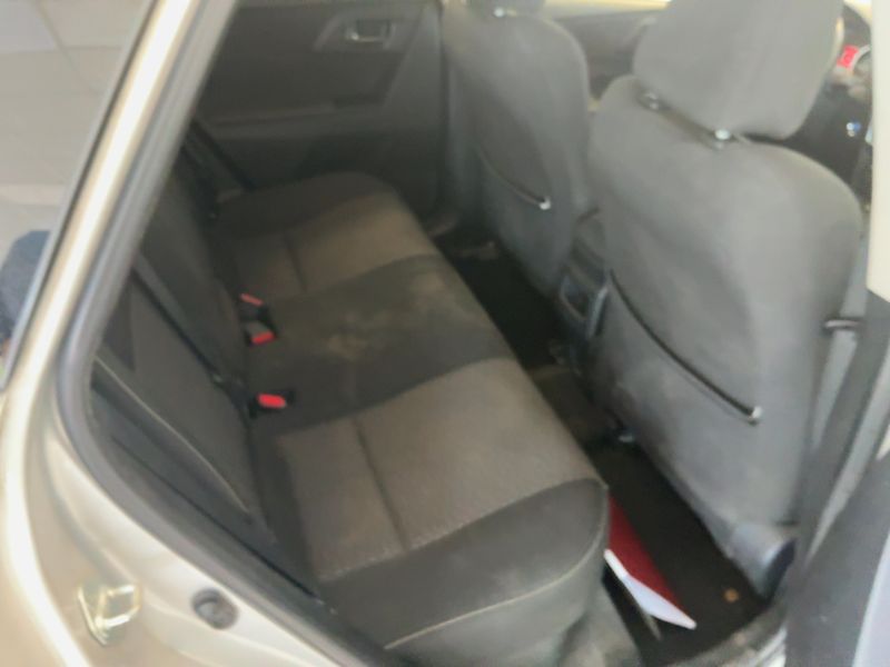Toyota Auris Touring Sports 1.8 Hybrid Active 2014 – снимка 19