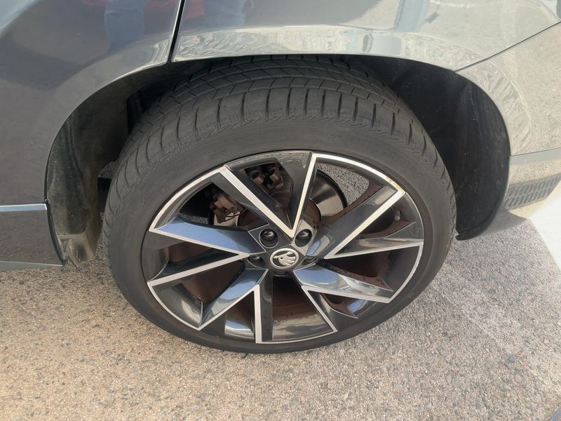 Skoda Karoq 1.5 TSI ACT SportLine 2020 – снимка 5