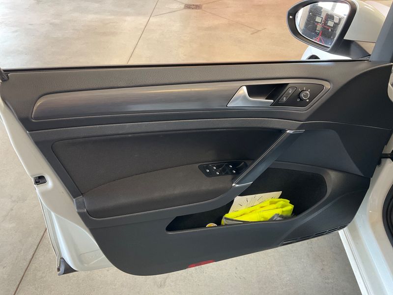 Volkswagen Golf VII 1.6 TDI Rabbit BlueMotion Tech 2017 – снимка 34