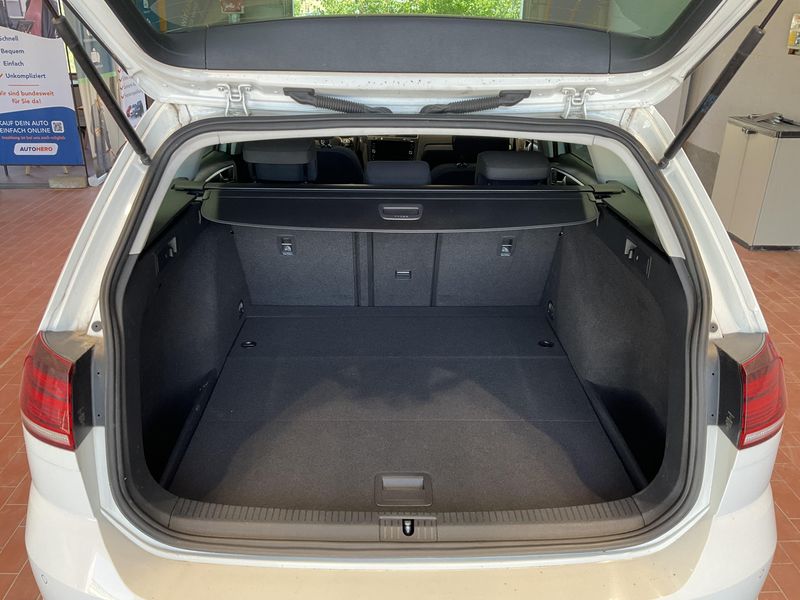 Volkswagen Golf VII 1.6 TDI Rabbit BlueMotion Tech 2017 – снимка 15