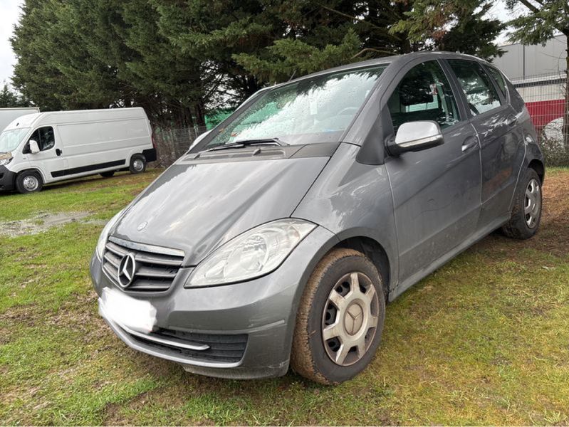 Mercedes-Benz A-Klasse A 180 CDI Classic 2011 – снимка 2