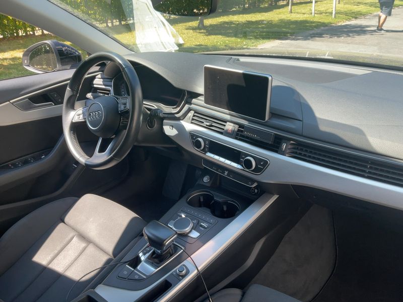 Audi A4 1.4 TFSI ACT Sport 2017 – снимка 17