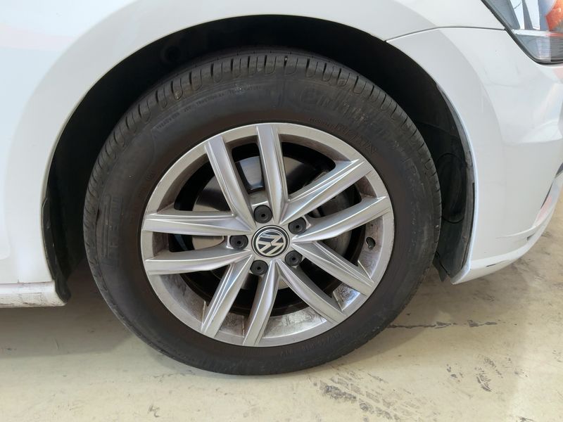 Volkswagen Golf VII 1.6 TDI Advance 2017 – снимка 11