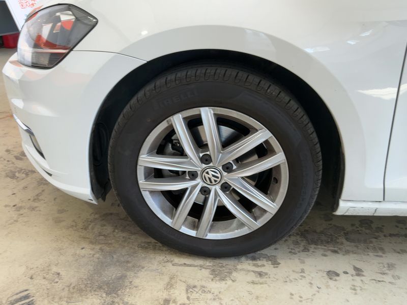 Volkswagen Golf VII 1.6 TDI Advance 2017 – снимка 3