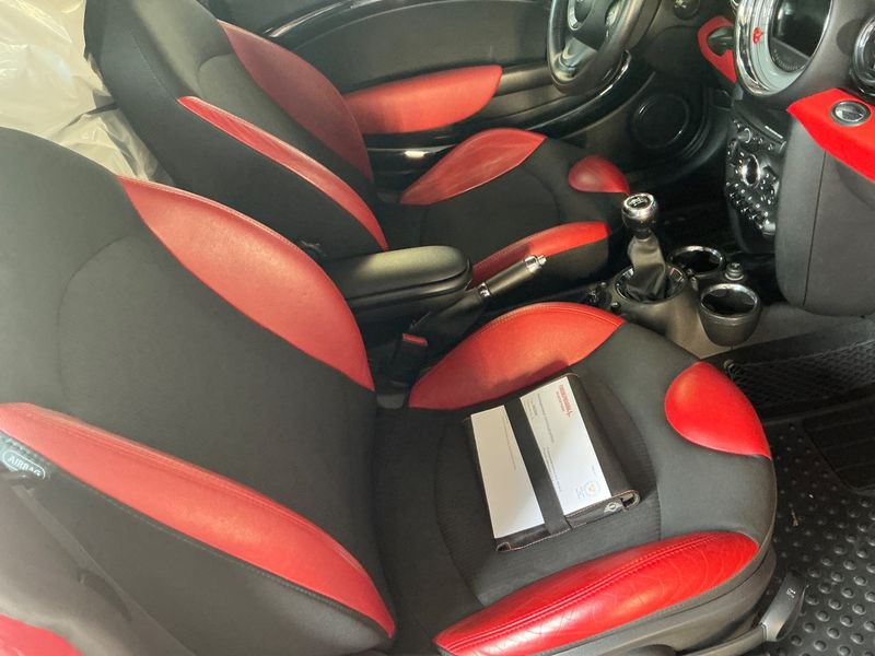 MINI Cooper D 2011 – снимка 22